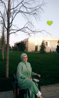 Elif P.