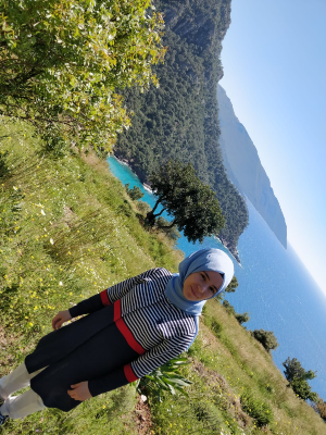 Kübra  Y.