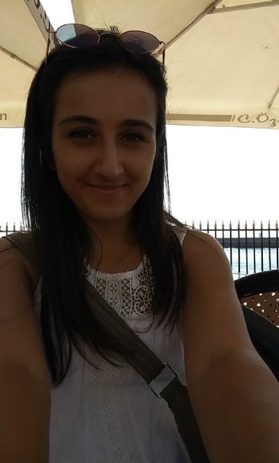 Özge O.