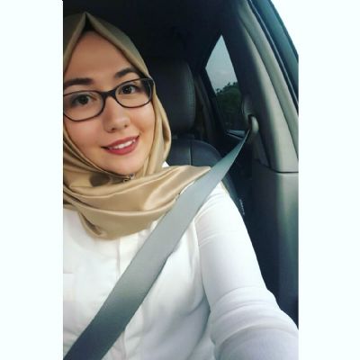 Naive Nur  Y.