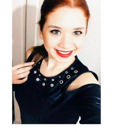Ayça Y.
