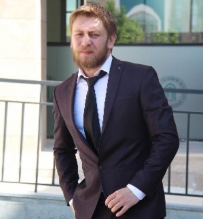 Burak Ö.