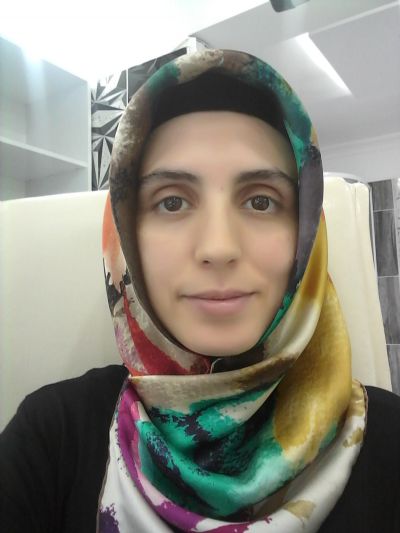 Hülya Ç.