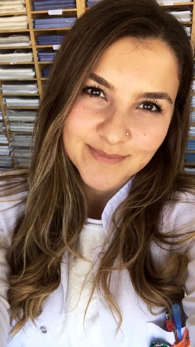 Esra Ç.