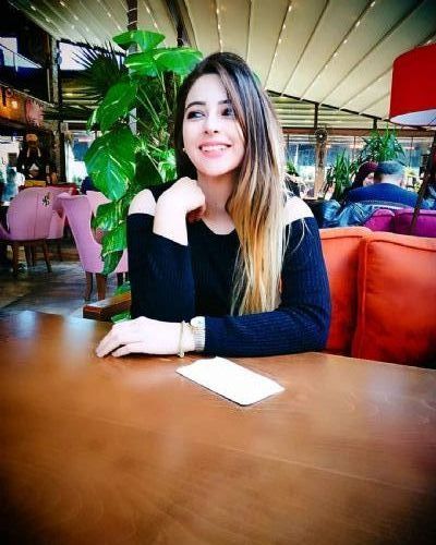 Özge  E.